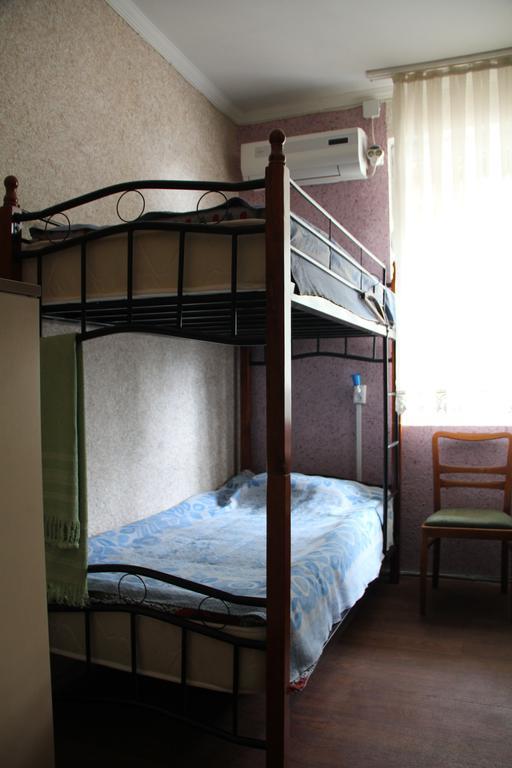 Hostel Retro Batumi Rum bild