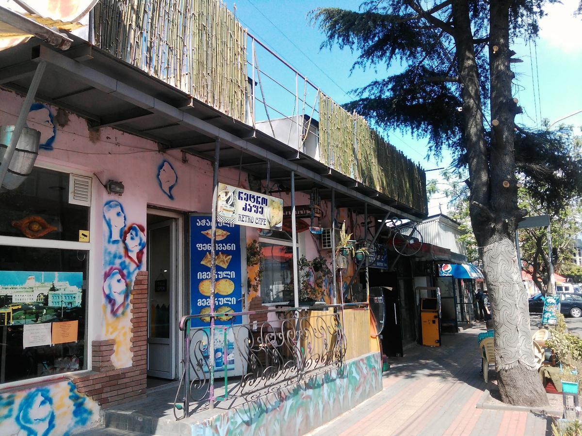 Hostel Retro Batumi Exteriör bild